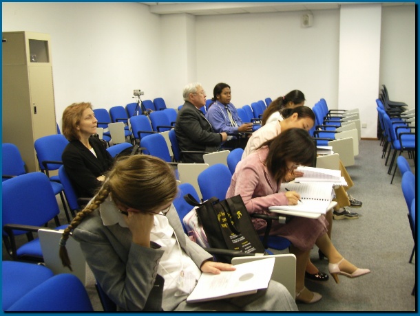 602x451 pixels (101K)